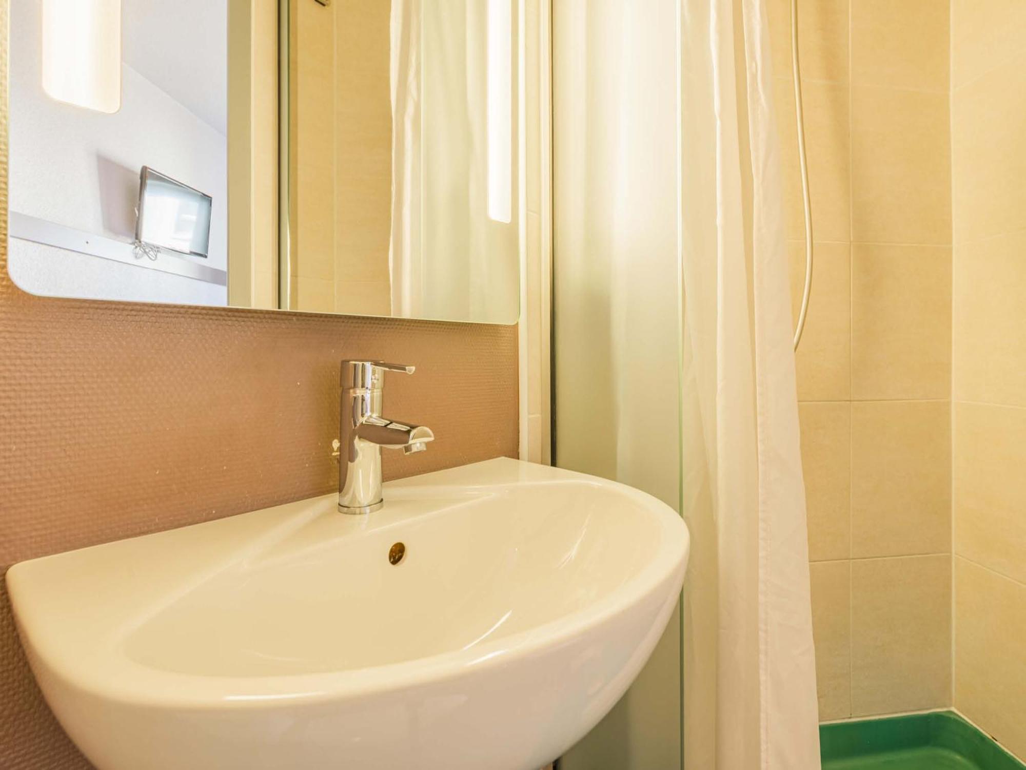 B&B Hotel Strasbourg Sud Ostwald Eksteriør billede